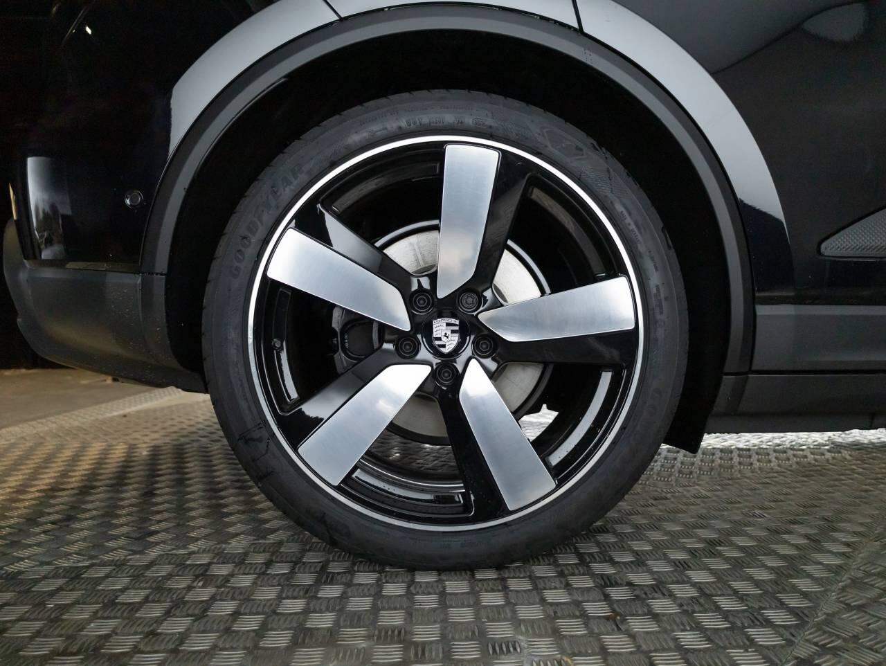 Used Porsche Macan 2025 for sale - 77528557: Photo 6