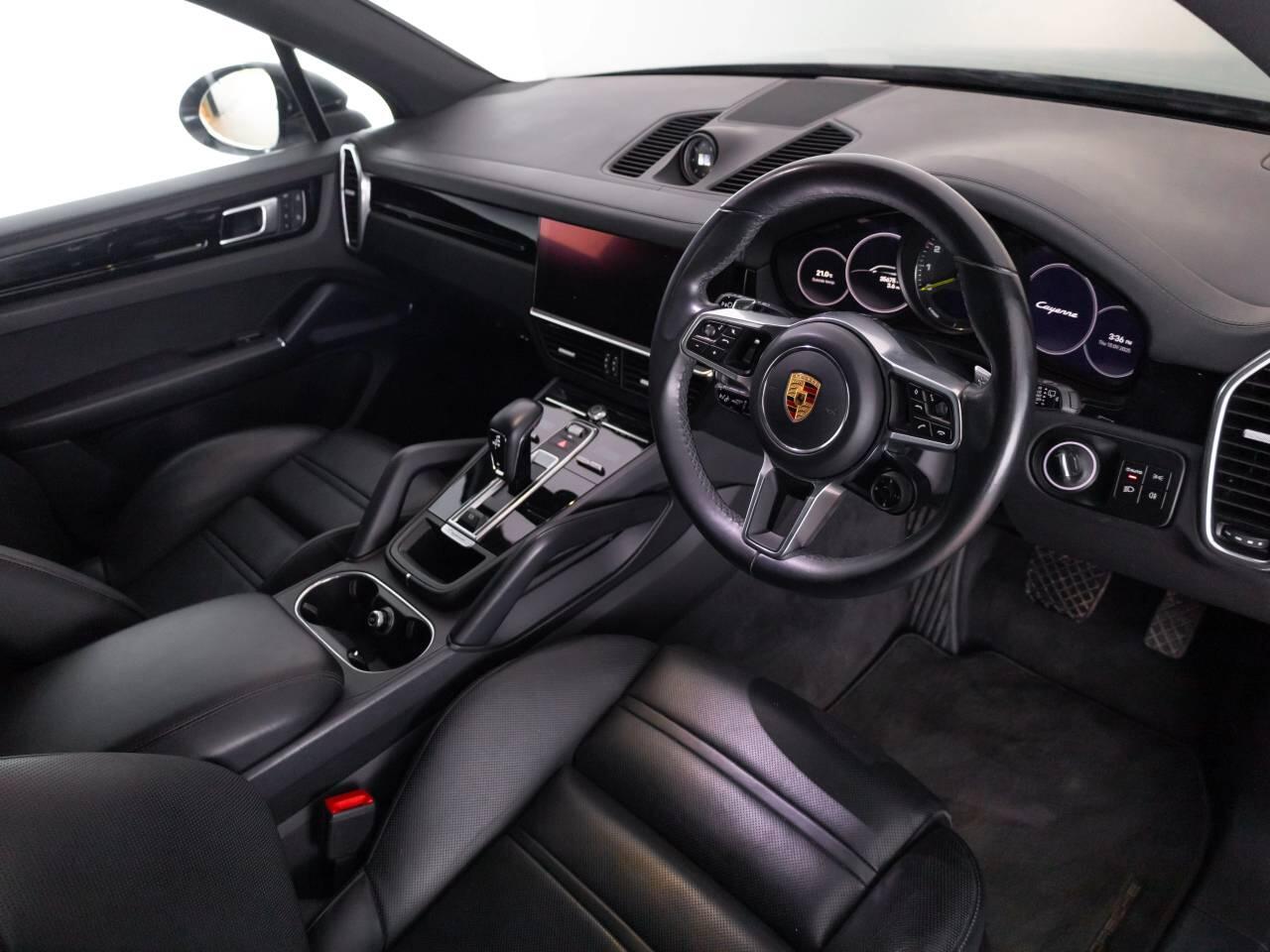Used Porsche Cayenne 2022 for sale - 77164037: Photo 4