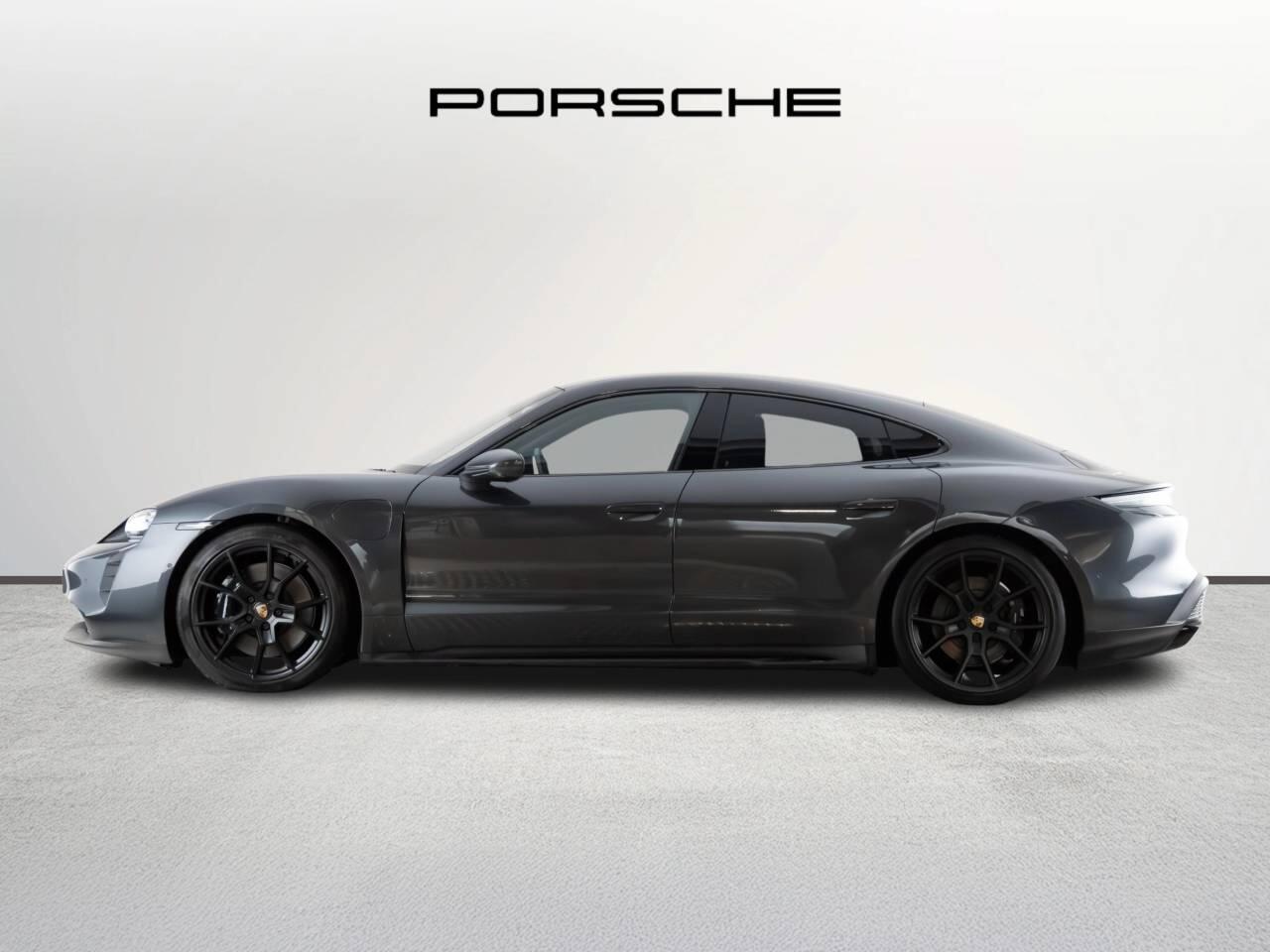 Used Porsche Taycan 2022 for sale - 76691261: Photo 2