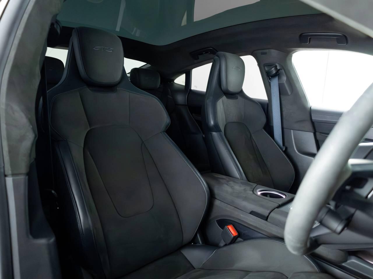 Used Porsche Taycan 2022 for sale - 76691261: Photo 5