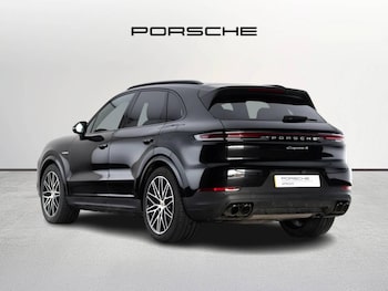 Used Porsche Cayenne 2026 for sale - 78247415: Photo