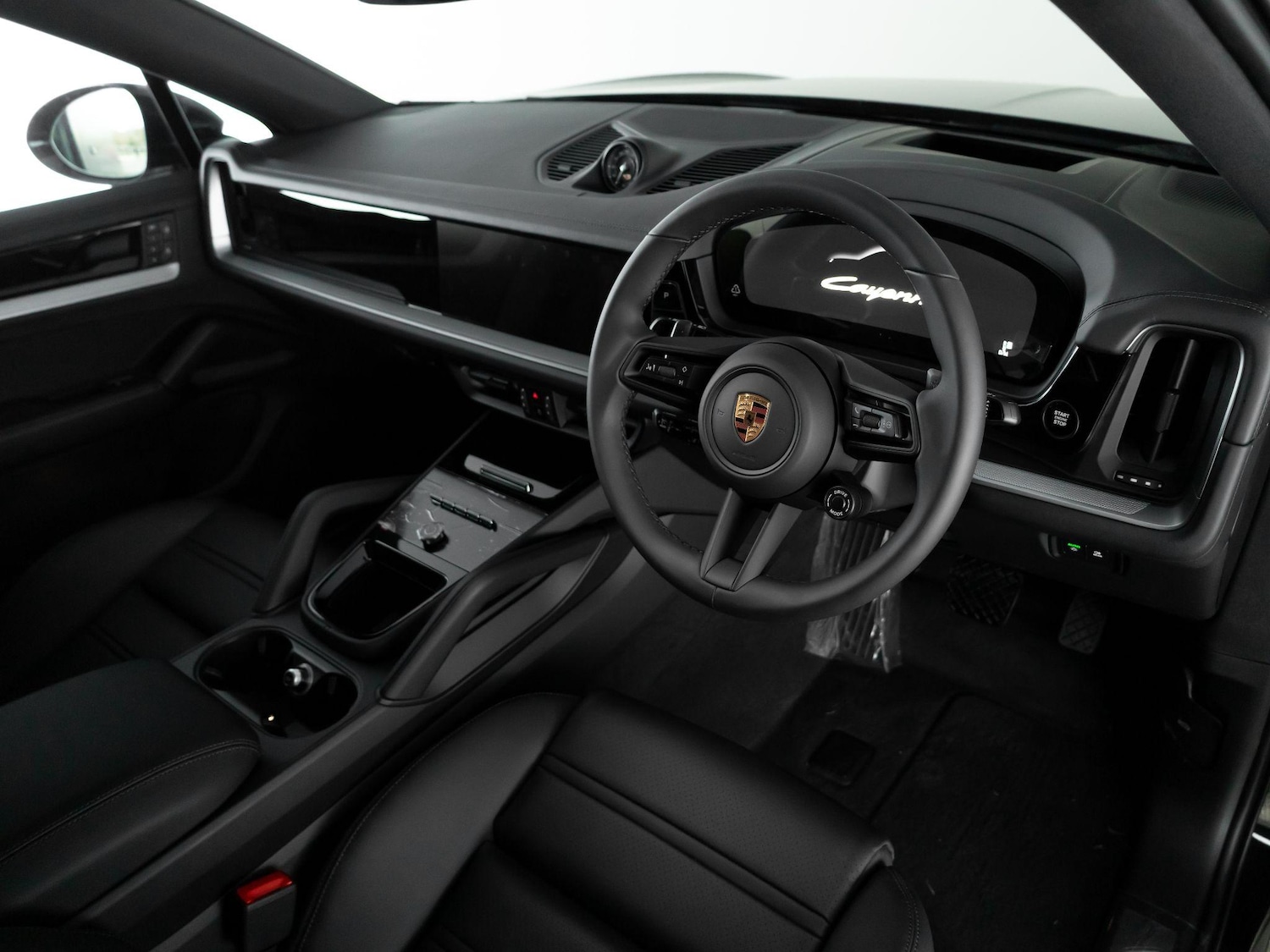 Used Porsche Cayenne 2025 for sale - 76888396: Photo 11