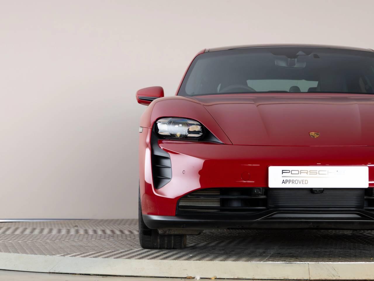 Used Porsche Taycan 2022 for sale - 76674368: Photo 9