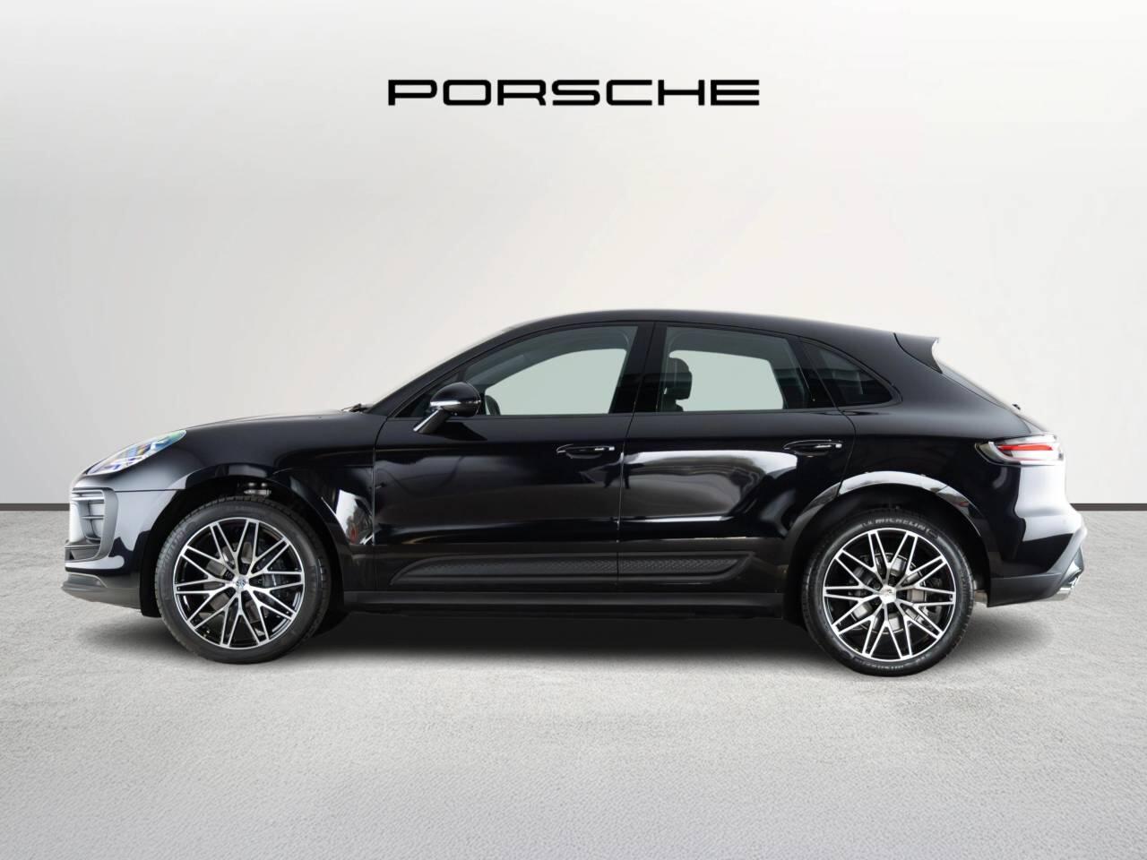 Used Porsche Macan 2026 for sale - 78190257: Photo 2