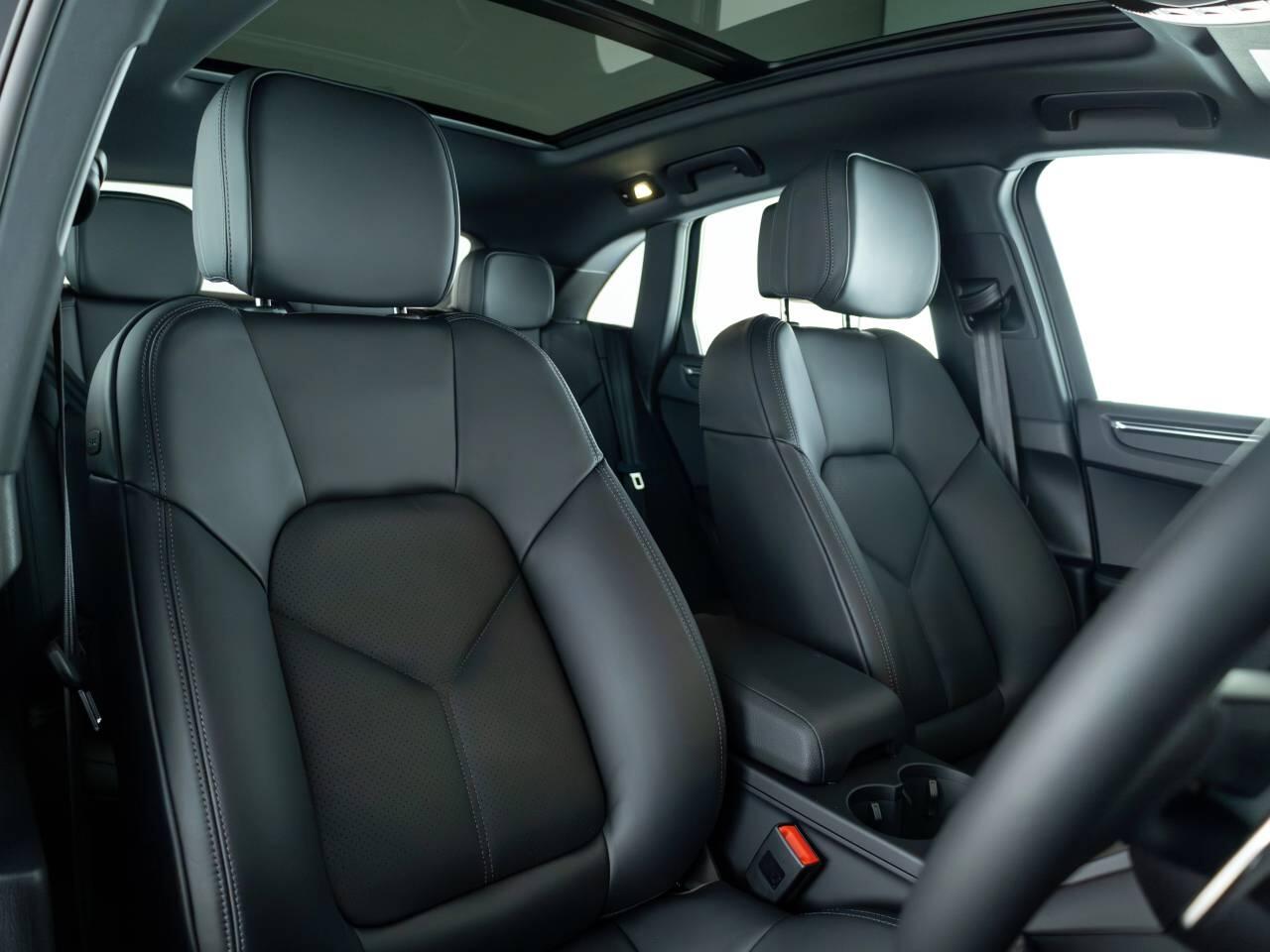 Used Porsche Macan 2026 for sale - 78190257: Photo 5