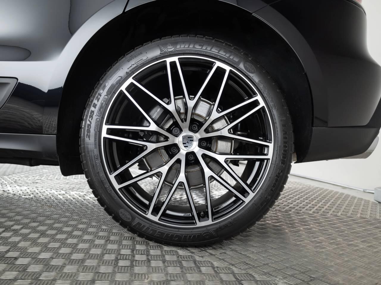 Used Porsche Macan 2026 for sale - 78190257: Photo 6