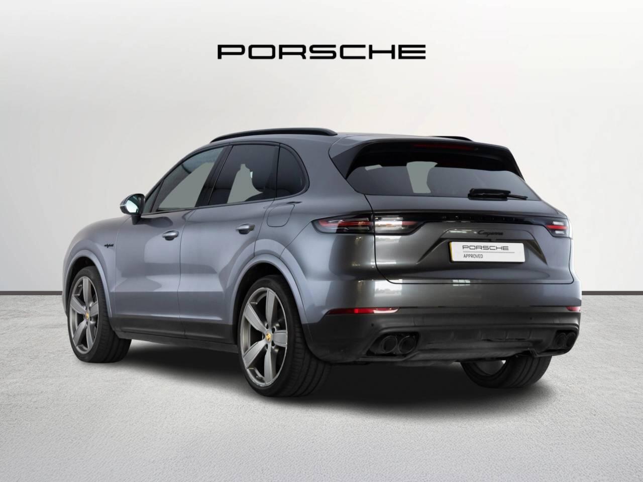 Used Porsche Cayenne 2023 for sale - 76676933: Photo 3