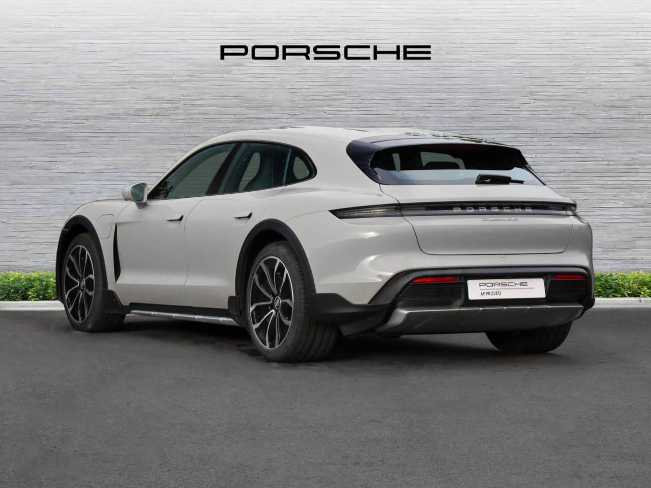 Used Porsche Taycan 2023 for sale - 78005414: Photo 3