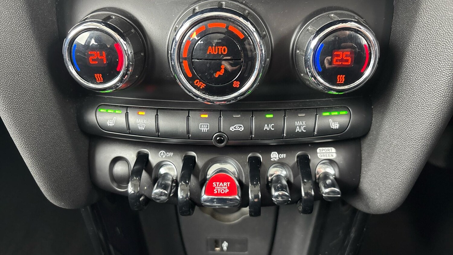 Used MINI Hatch 2019 for sale - 77242458: Photo 31