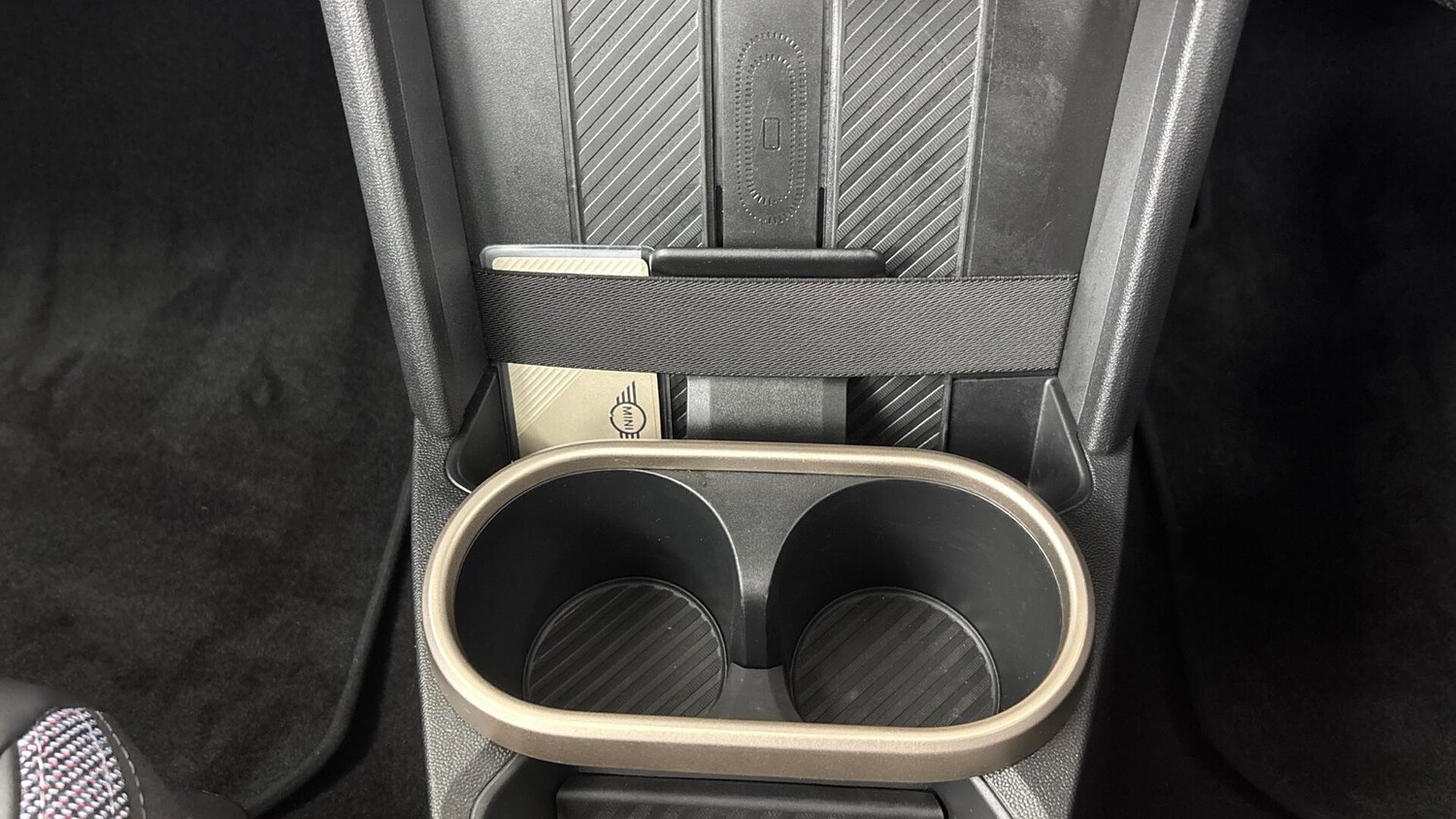 Used MINI Cooper 2025 for sale - 76760061: Photo 32