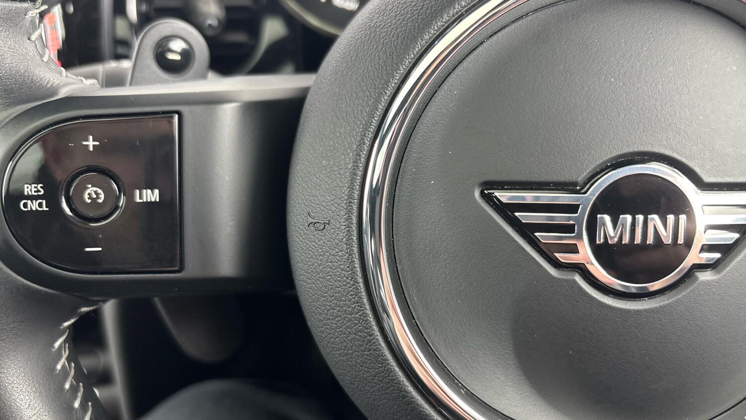 Used MINI Hatch 2023 for sale - 77016201: Photo 17