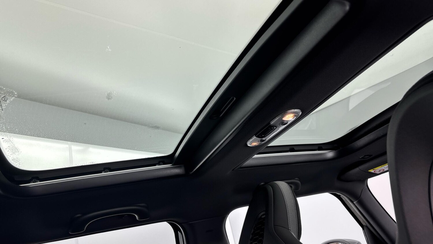 Used MINI Hatch 2023 for sale - 77016201: Photo 32