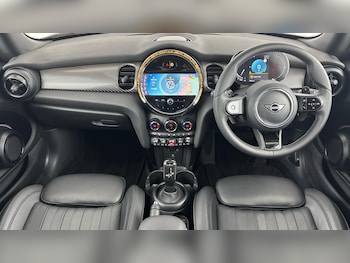 Used MINI Hatch 2023 for sale - 77839984: Photo