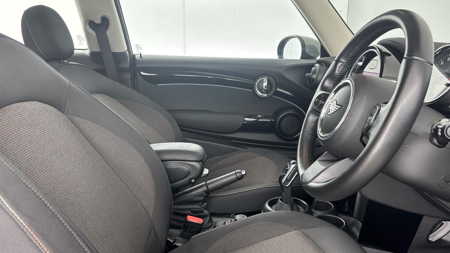 Used MINI Hatch 2022 for sale - 76760066: Photo 11