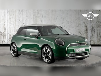 2025 (25) - Cooper SE 3-Door