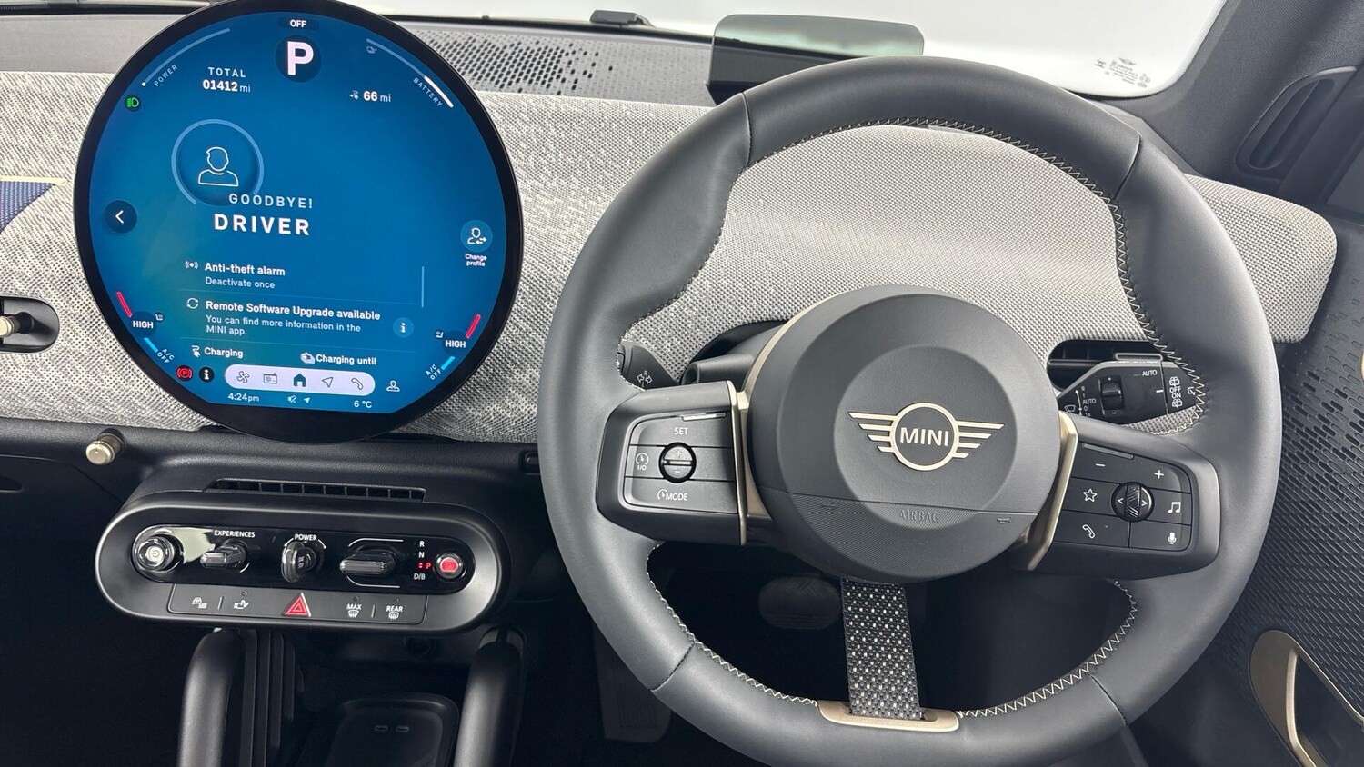 Used MINI Hatch 2025 for sale - 76899442: Photo 5