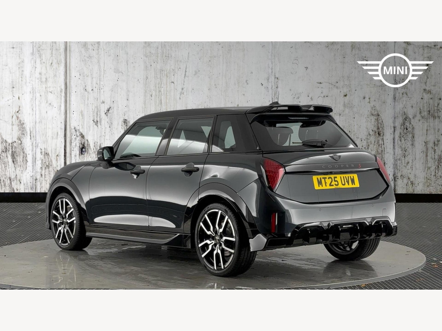 Used MINI Hatch 2025 for sale - 76832915: Photo 2