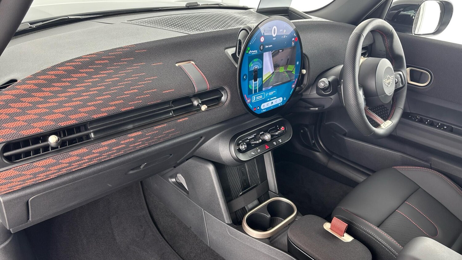 Used MINI Hatch 2025 for sale - 76832915: Photo 7