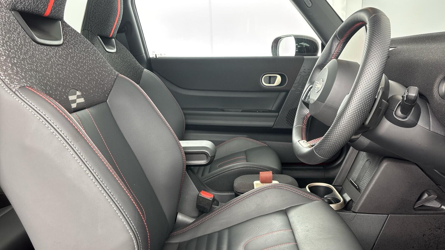 Used MINI Cooper 2024 for sale - 76760039: Photo 11