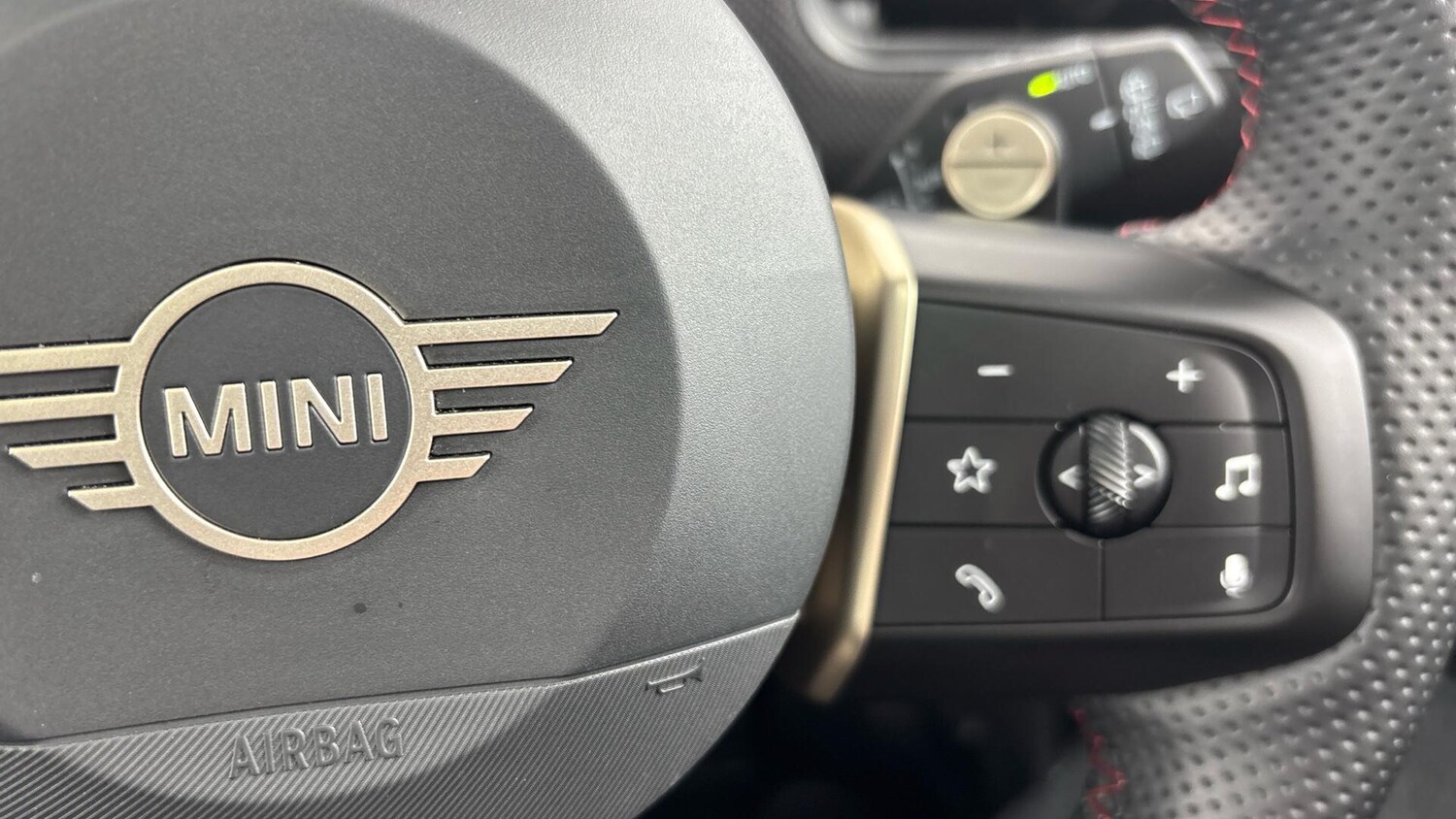 Used MINI Cooper 2024 for sale - 76760039: Photo 18