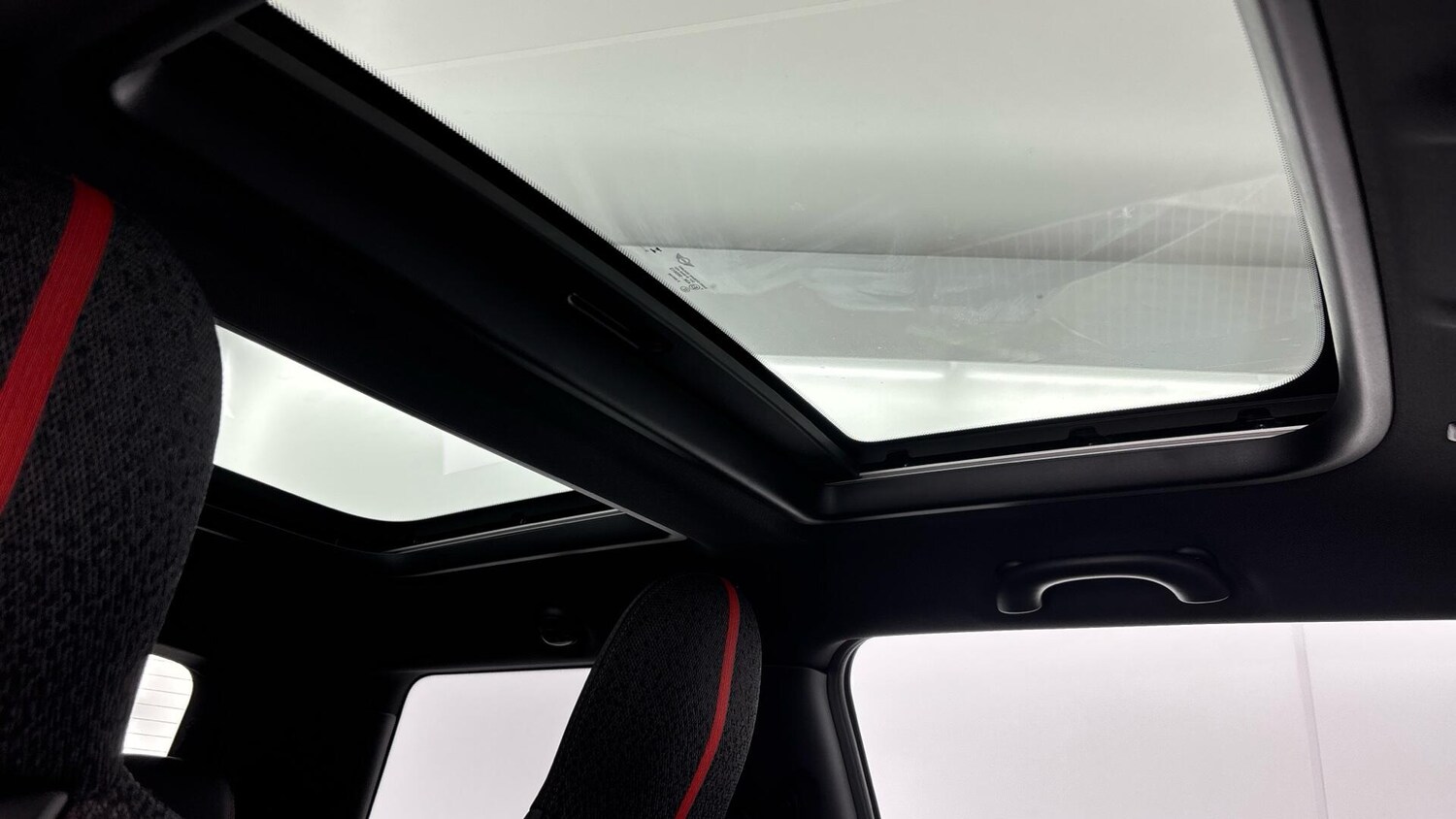 Used MINI Cooper 2024 for sale - 76760039: Photo 28