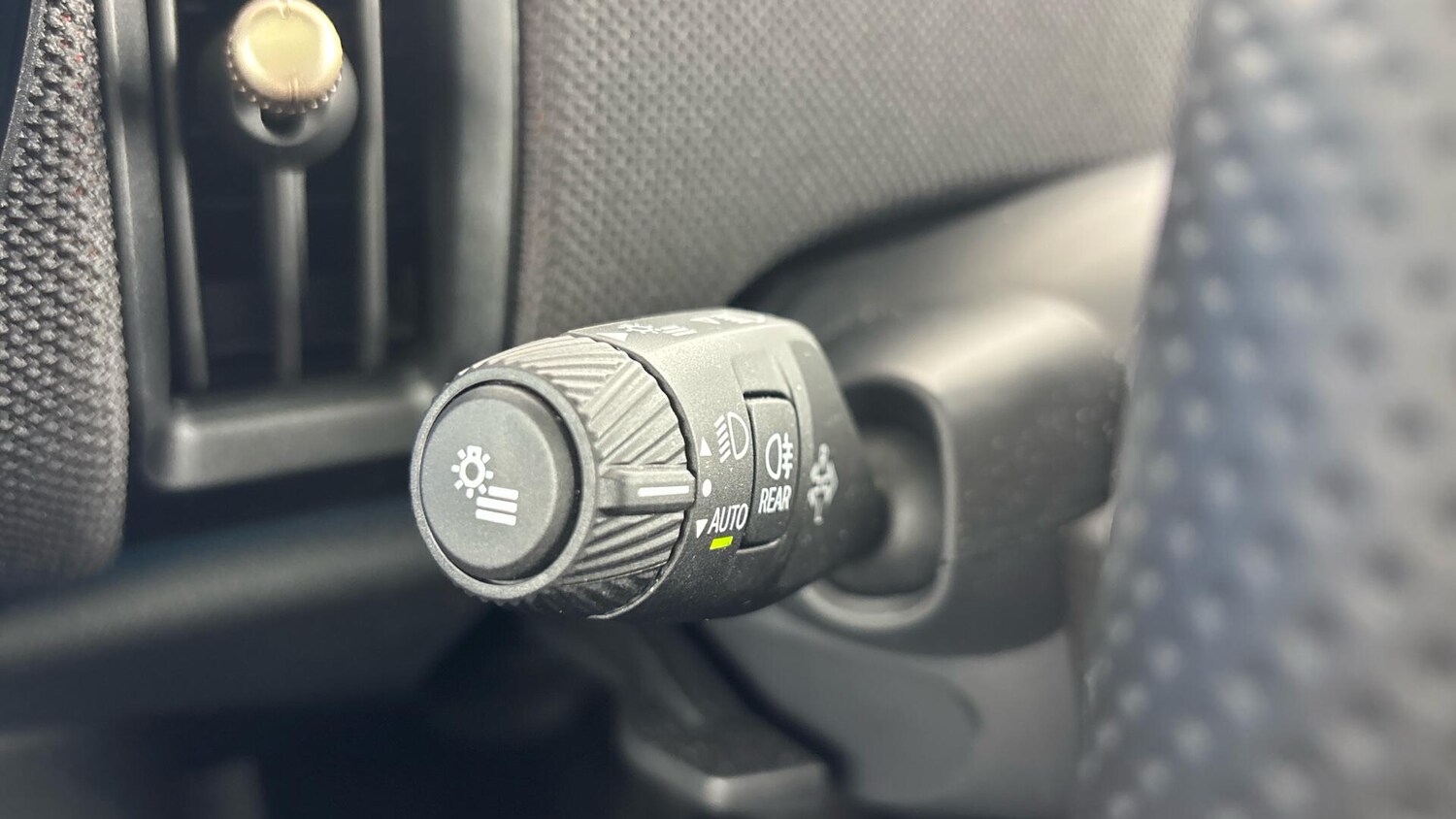 Used MINI Cooper 2024 for sale - 76760039: Photo 32