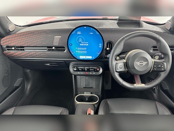 Used MINI Cooper 2024 for sale - 76760039: Photo