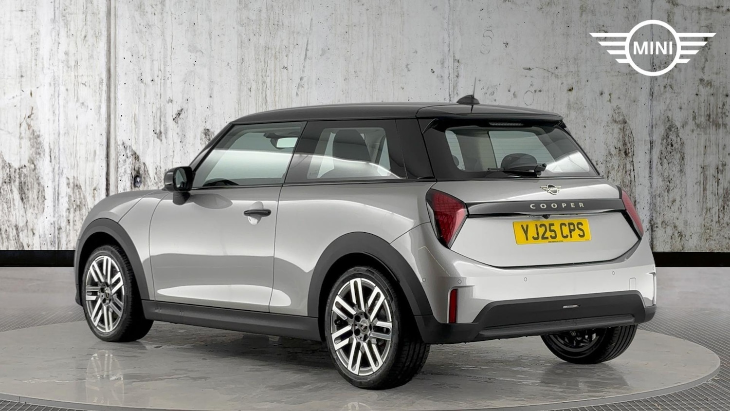 Used MINI Hatch 2025 for sale - 77331498: Photo 2