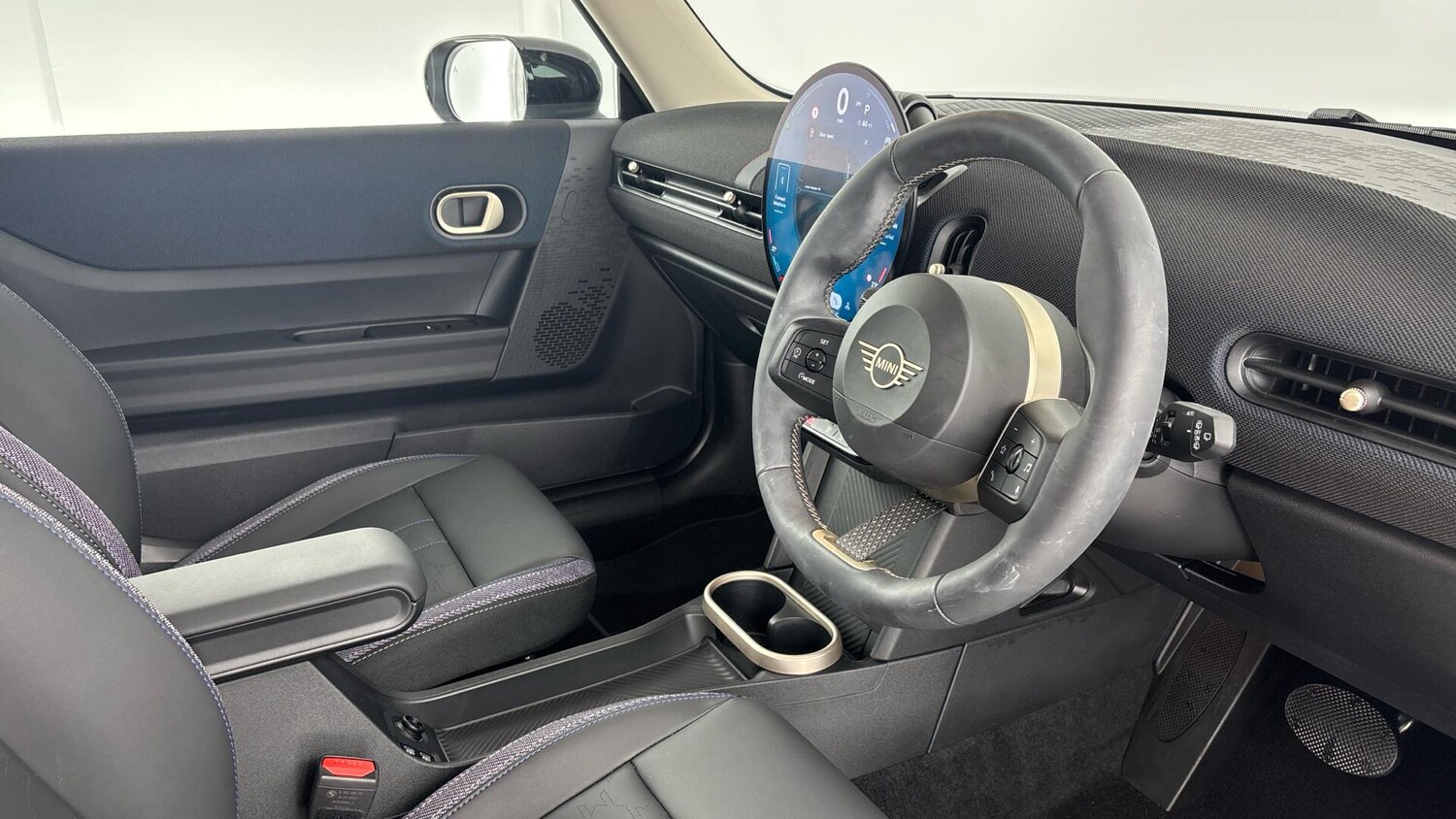 Used MINI Hatch 2025 for sale - 77331498: Photo 6