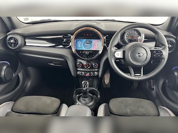 Used MINI Hatch 2022 for sale - 77016022: Photo