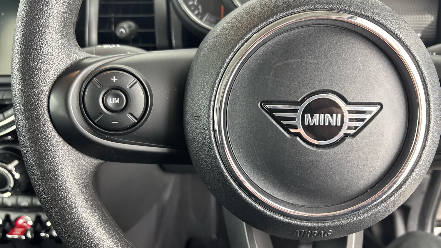 Used MINI Hatch 2020 for sale - 77331842: Photo 17