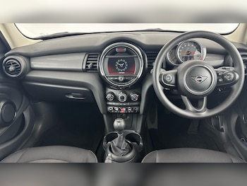 Used MINI Hatch 2020 for sale - 77331842: Photo