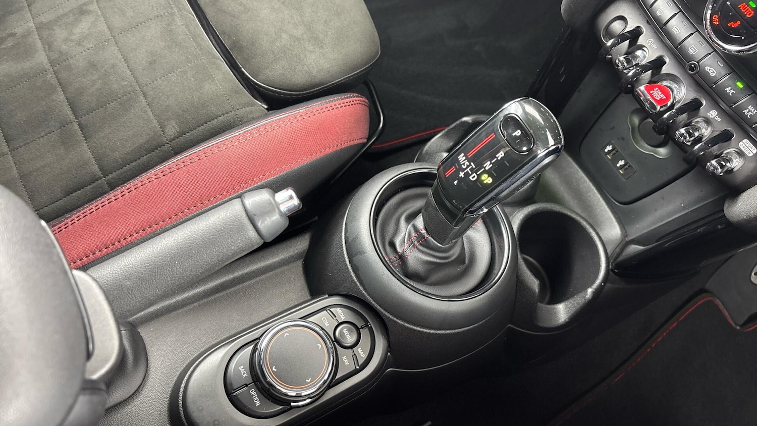 Used MINI Hatch 2019 for sale - 76953130: Photo 10