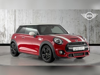 Used MINI Hatch 2019 for sale - 76953130: Photo
