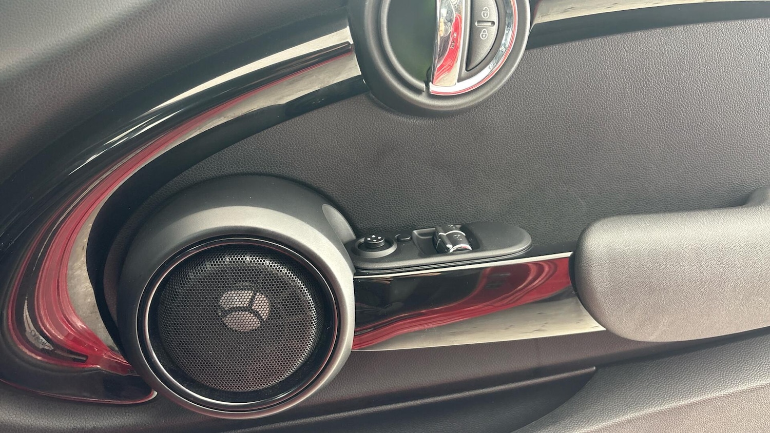 Used MINI Hatch 2019 for sale - 76953130: Photo 20