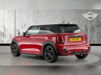 Used MINI Hatch 2019 for sale - 76953130: Photo