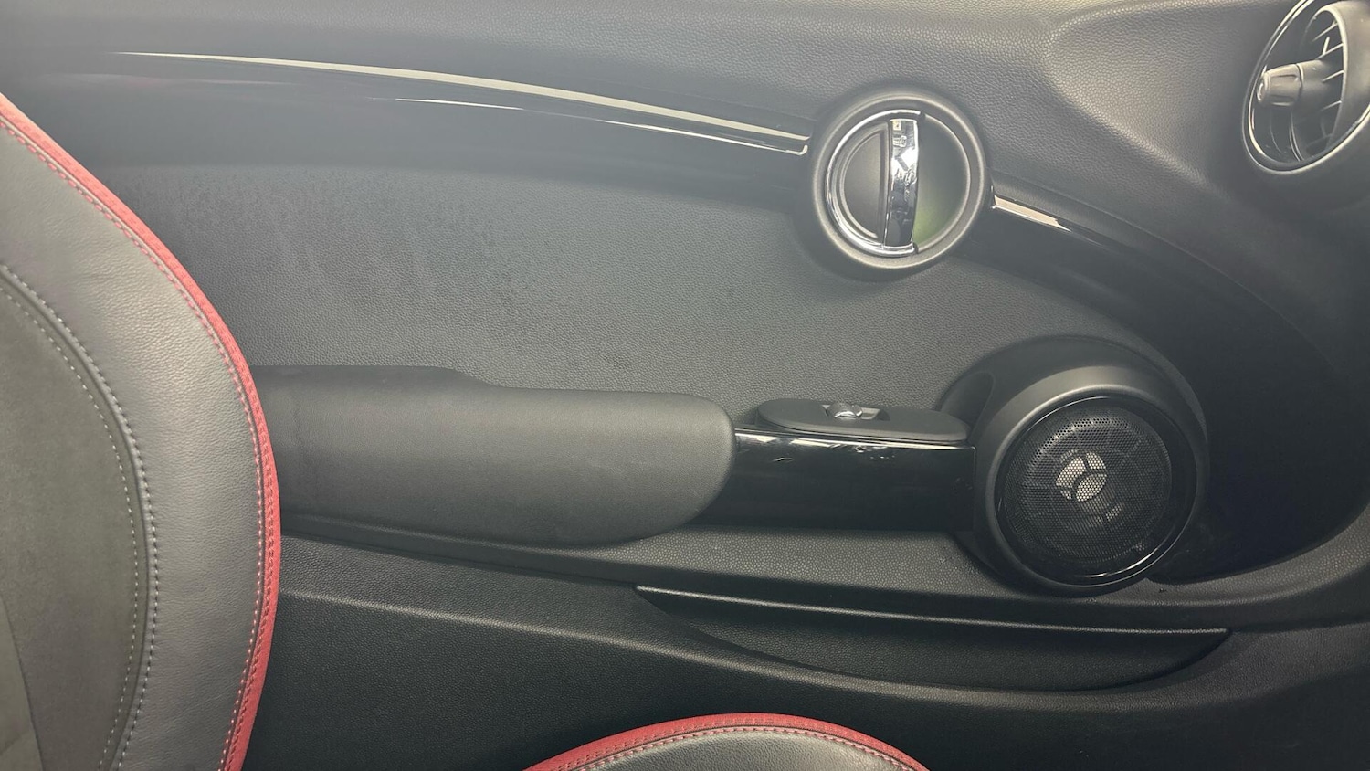 Used MINI Hatch 2019 for sale - 76953130: Photo 35