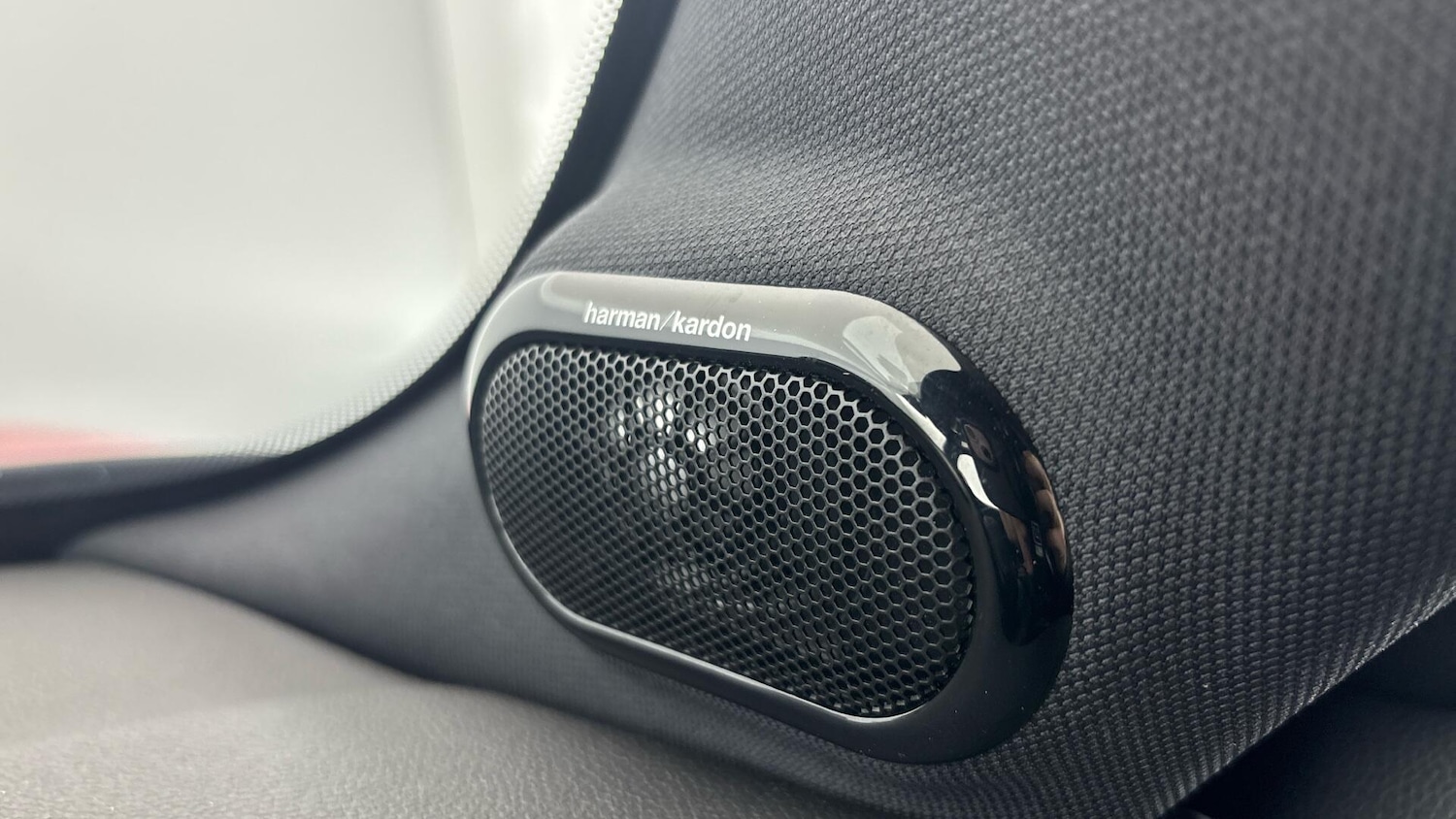 Used MINI Hatch 2019 for sale - 76953130: Photo 40