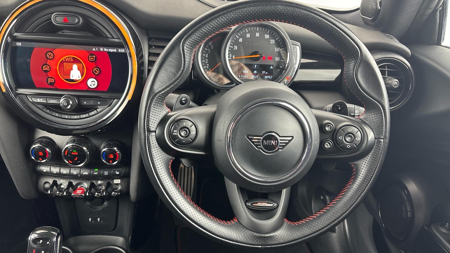 Used MINI Hatch 2019 for sale - 76953130: Photo 5