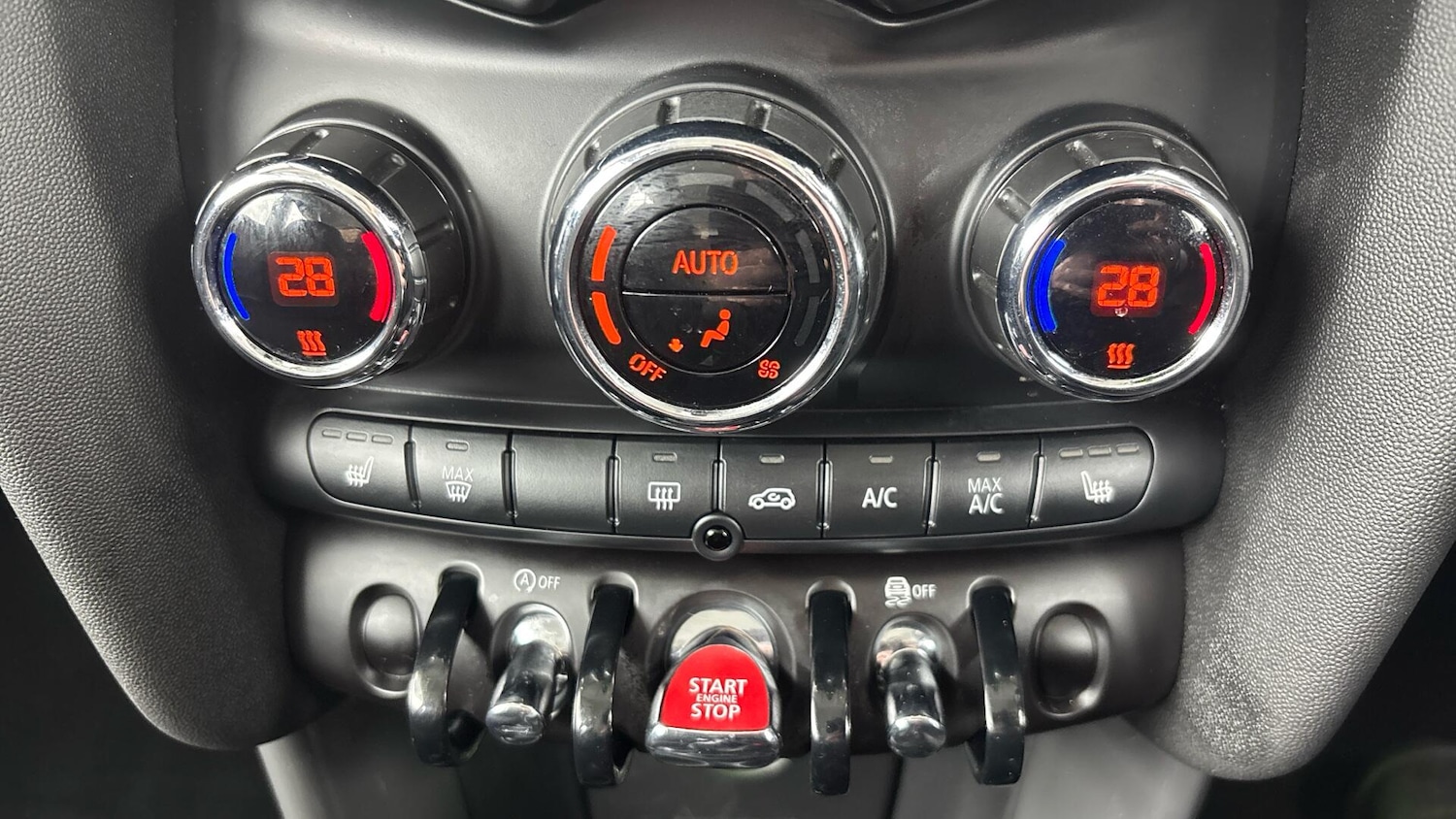 Used MINI Hatch 2020 for sale - 77925151: Photo 35