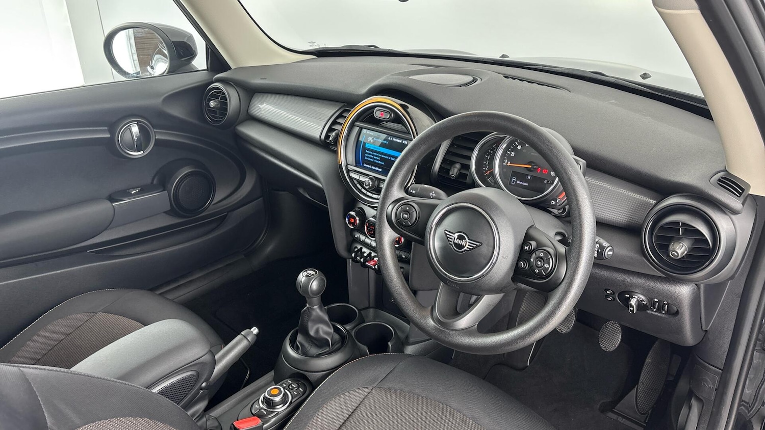 Used MINI Hatch 2020 for sale - 77925151: Photo 6