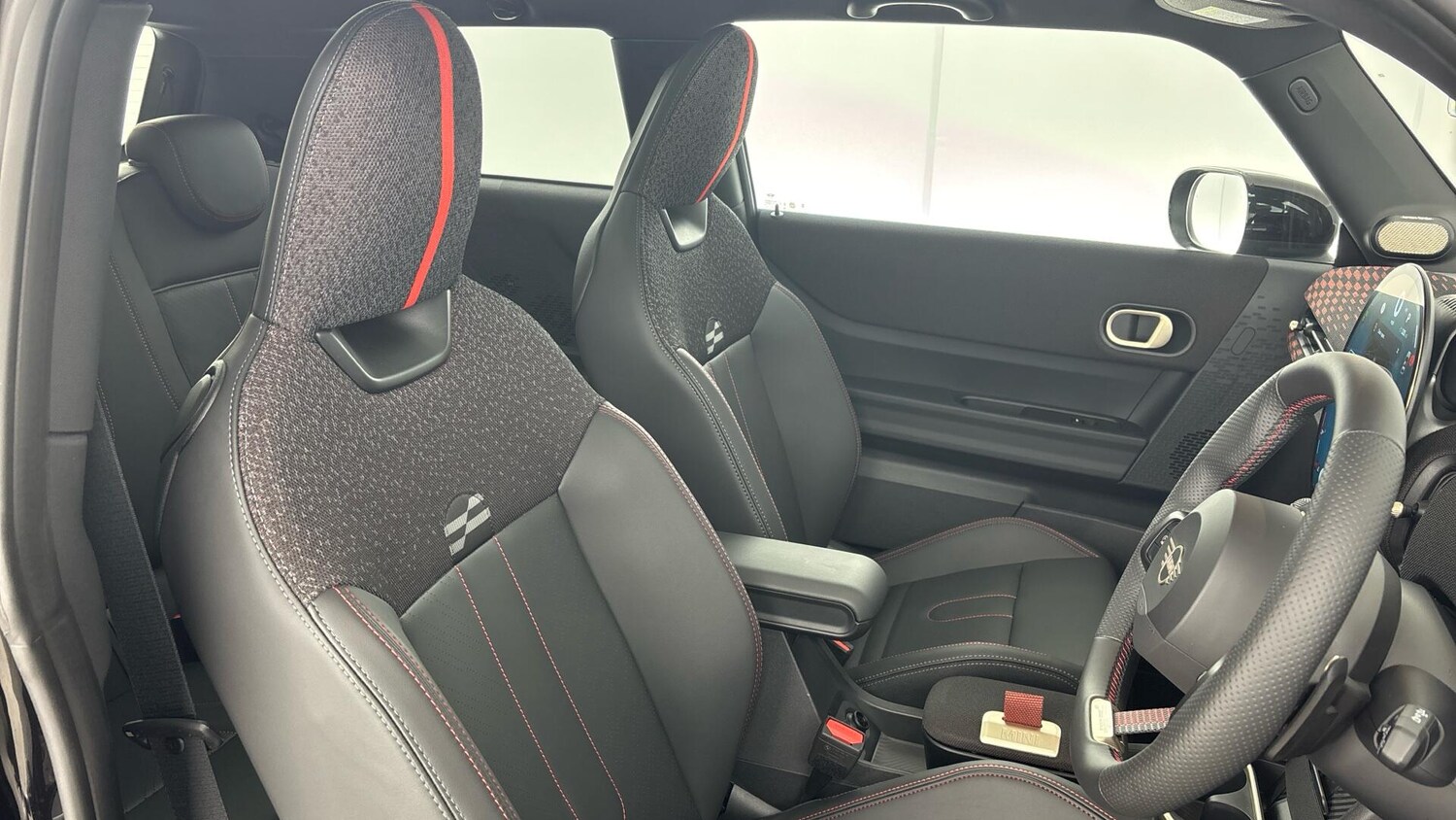 Used MINI Hatch 2025 for sale - 77377434: Photo 11