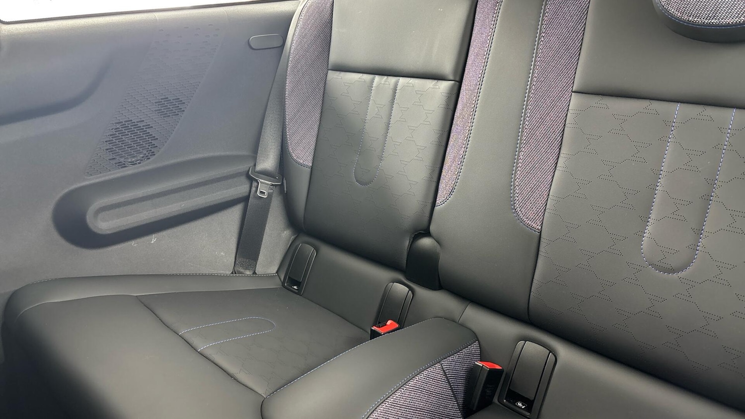 Used MINI Cooper 2024 for sale - 76952624: Photo 12