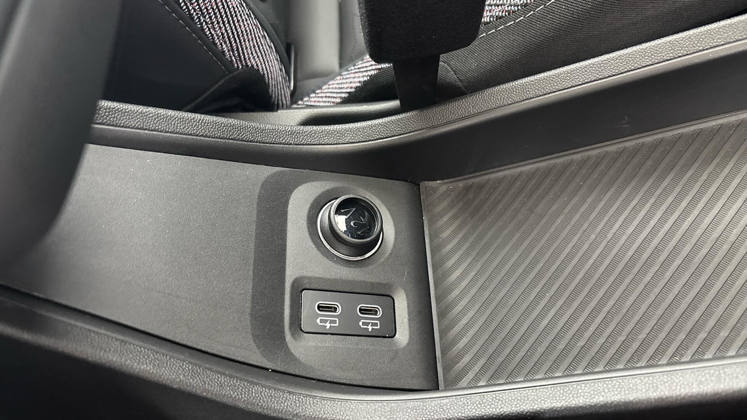 Used MINI Cooper 2024 for sale - 76952624: Photo 29