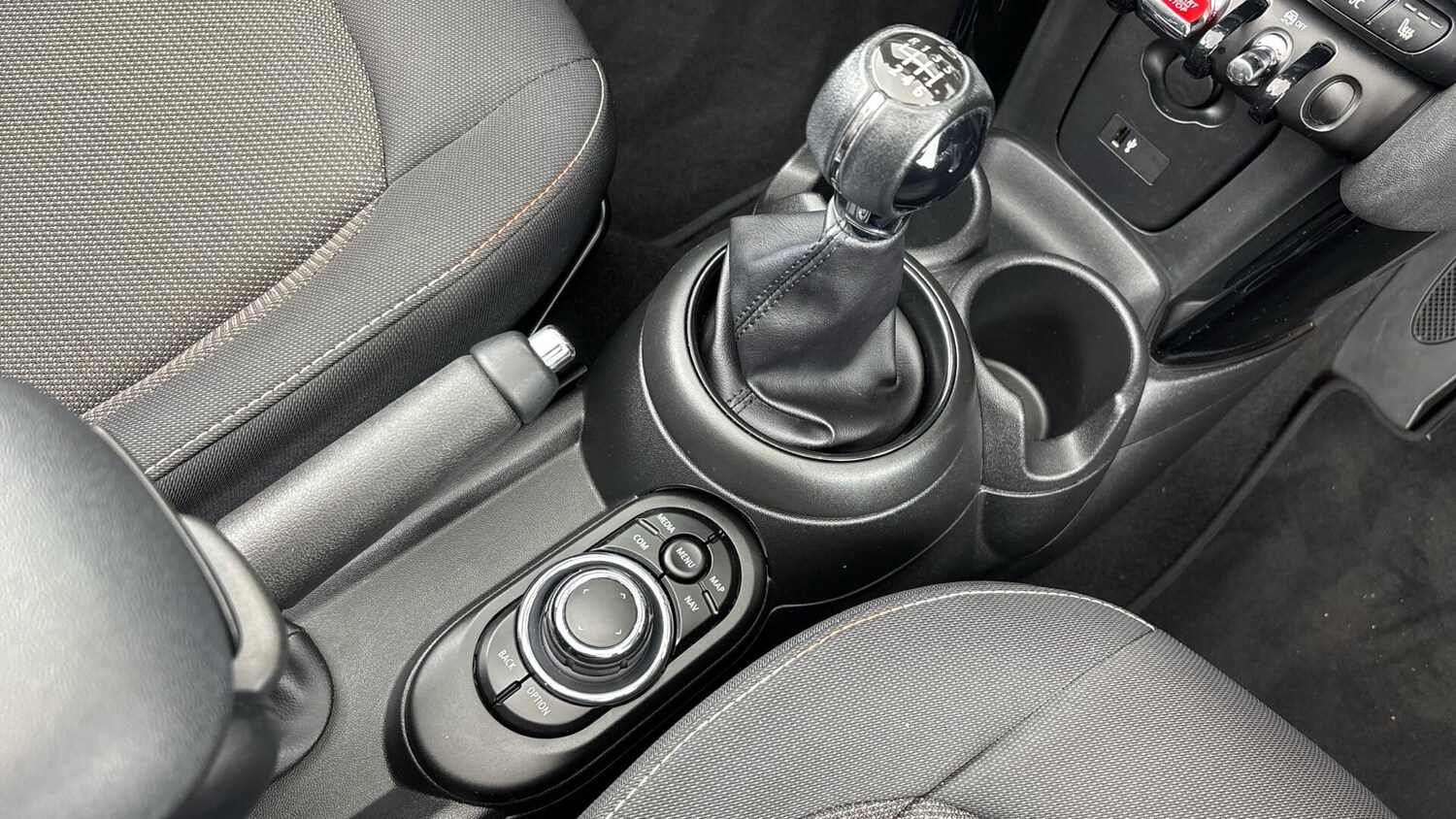 Used MINI Convertible 2021 for sale - 76760067: Photo 10