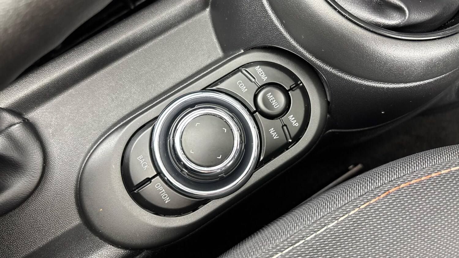 Used MINI Convertible 2021 for sale - 76760067: Photo 19