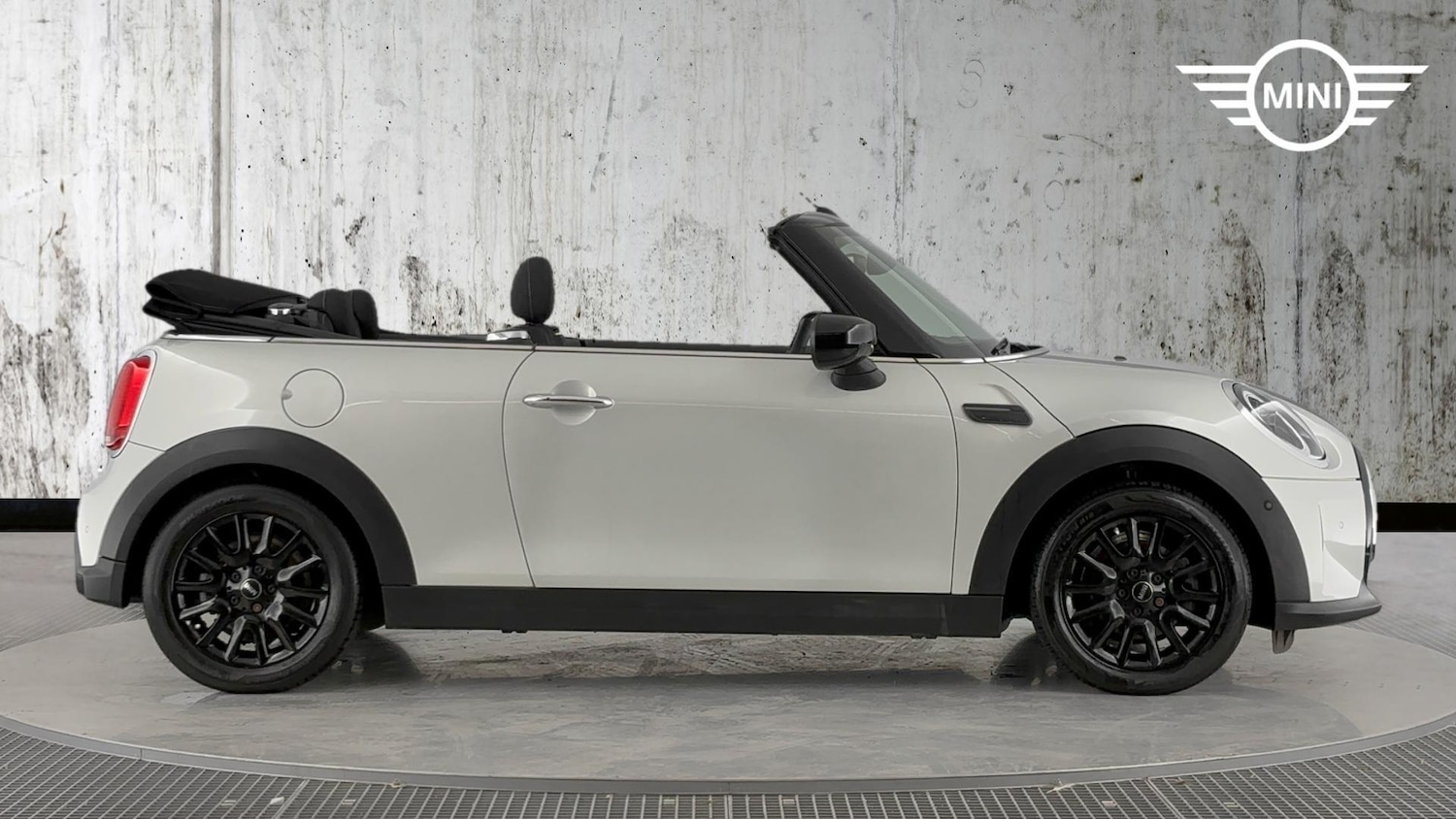 Used MINI Convertible 2021 for sale - 76760067: Photo 3