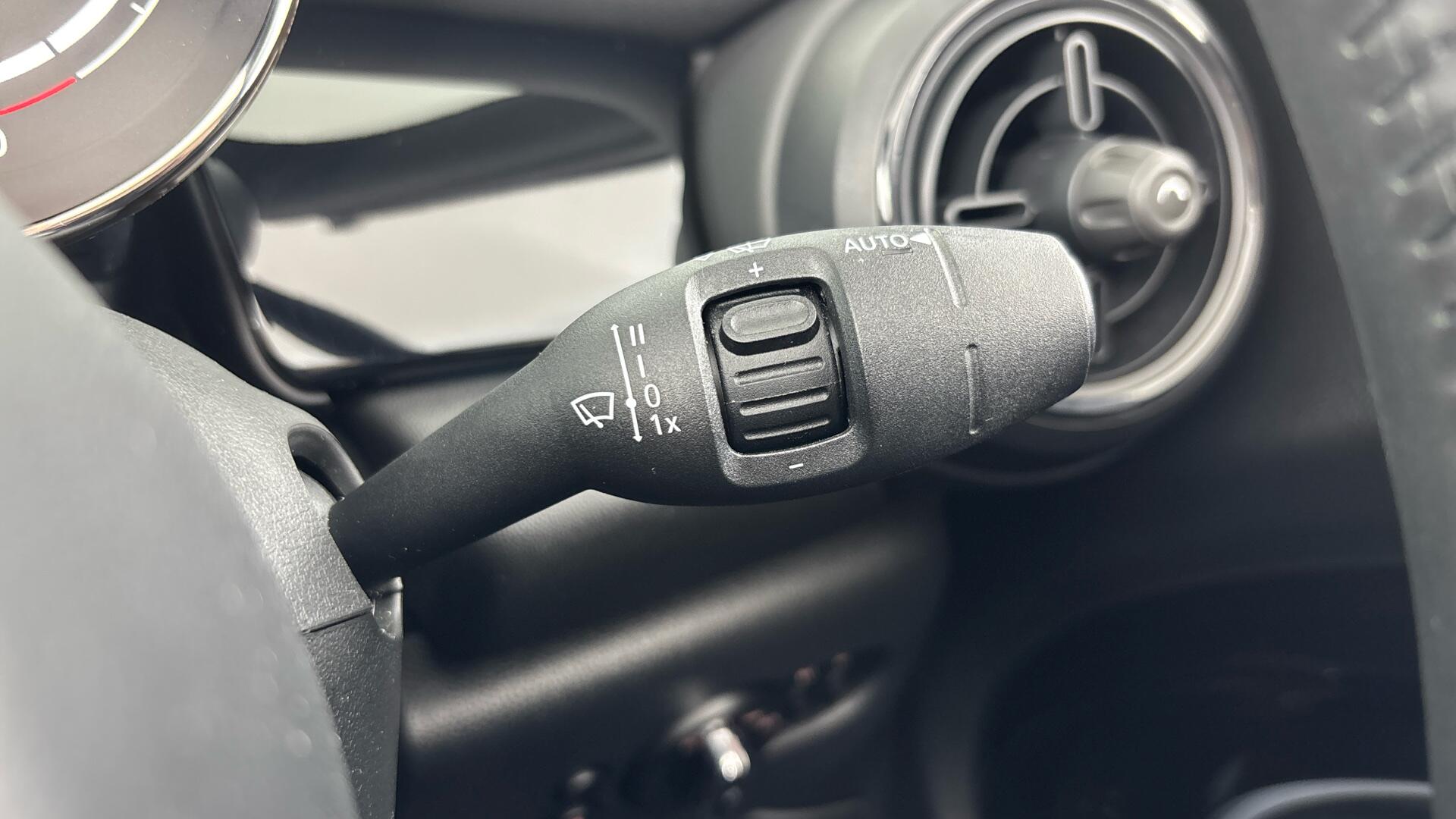 Used MINI Convertible 2021 for sale - 76760067: Photo 34