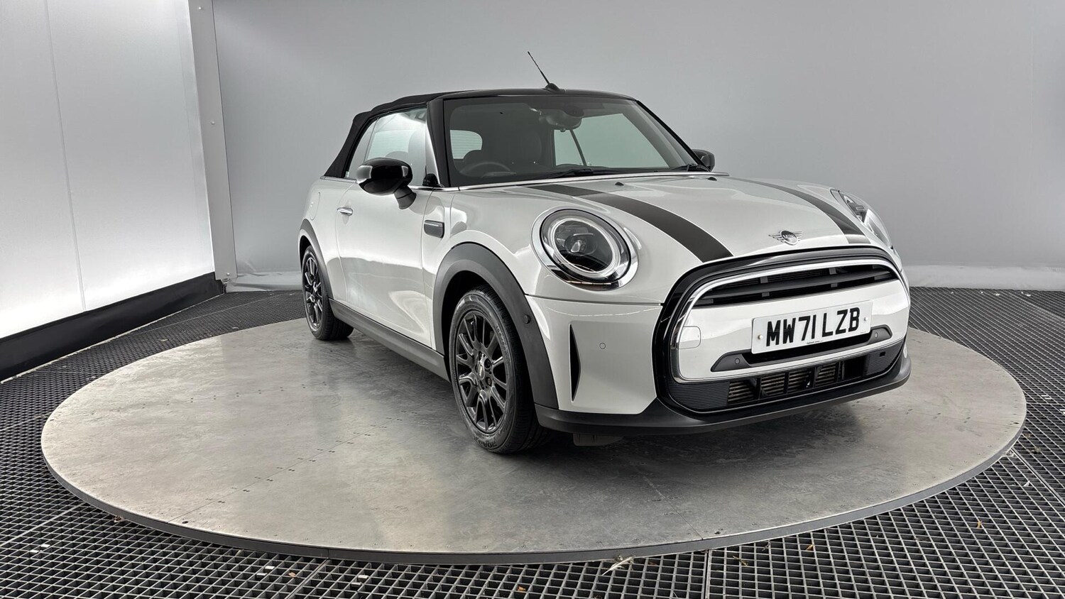 Used MINI Convertible 2021 for sale - 76760067: Photo 40