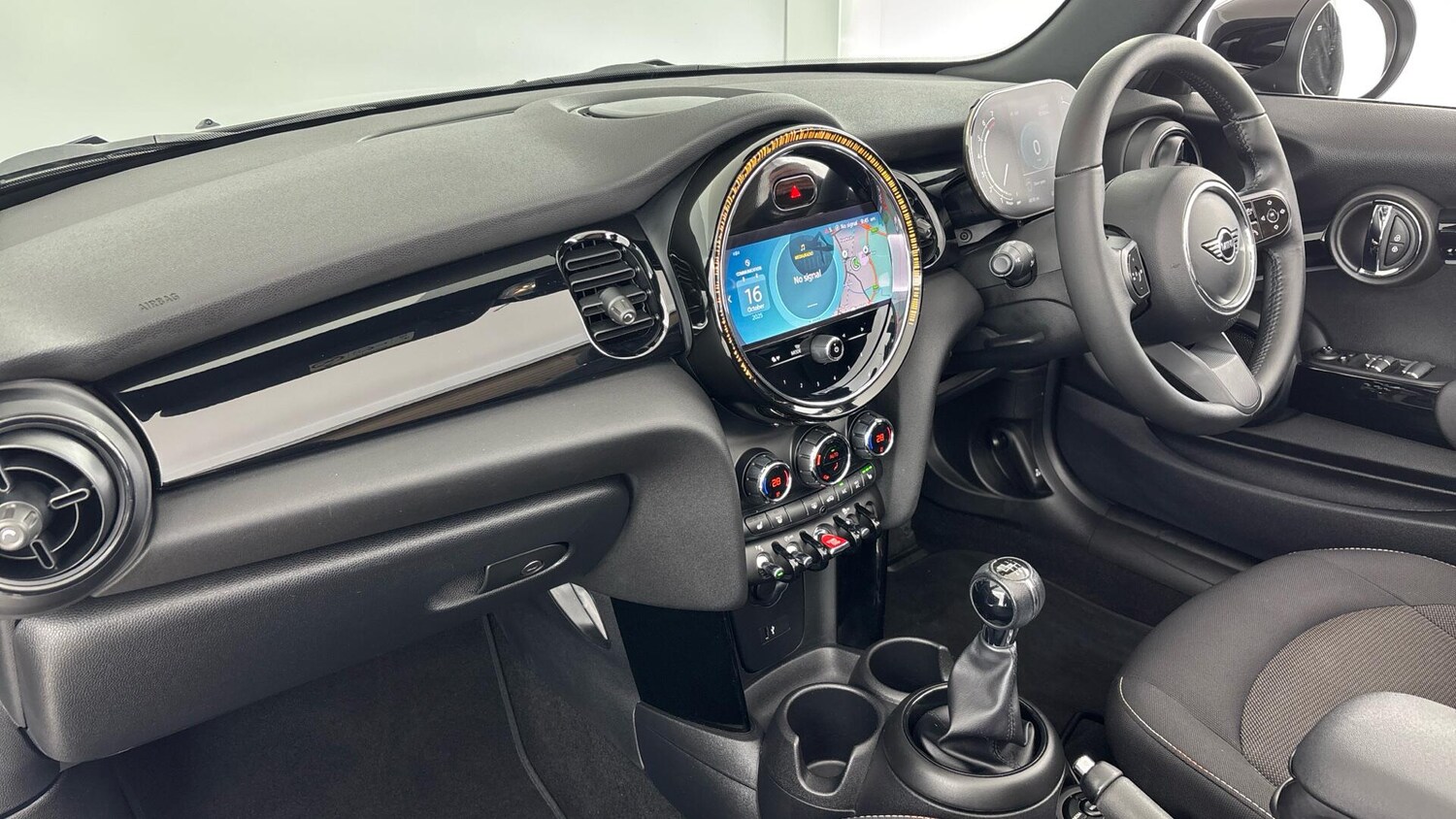 Used MINI Convertible 2021 for sale - 76760067: Photo 7